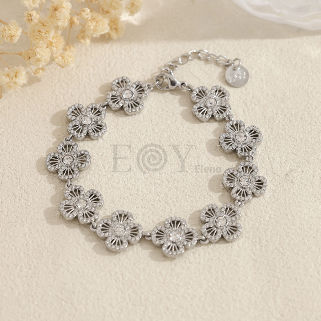 Pulsera de flores con circonitas