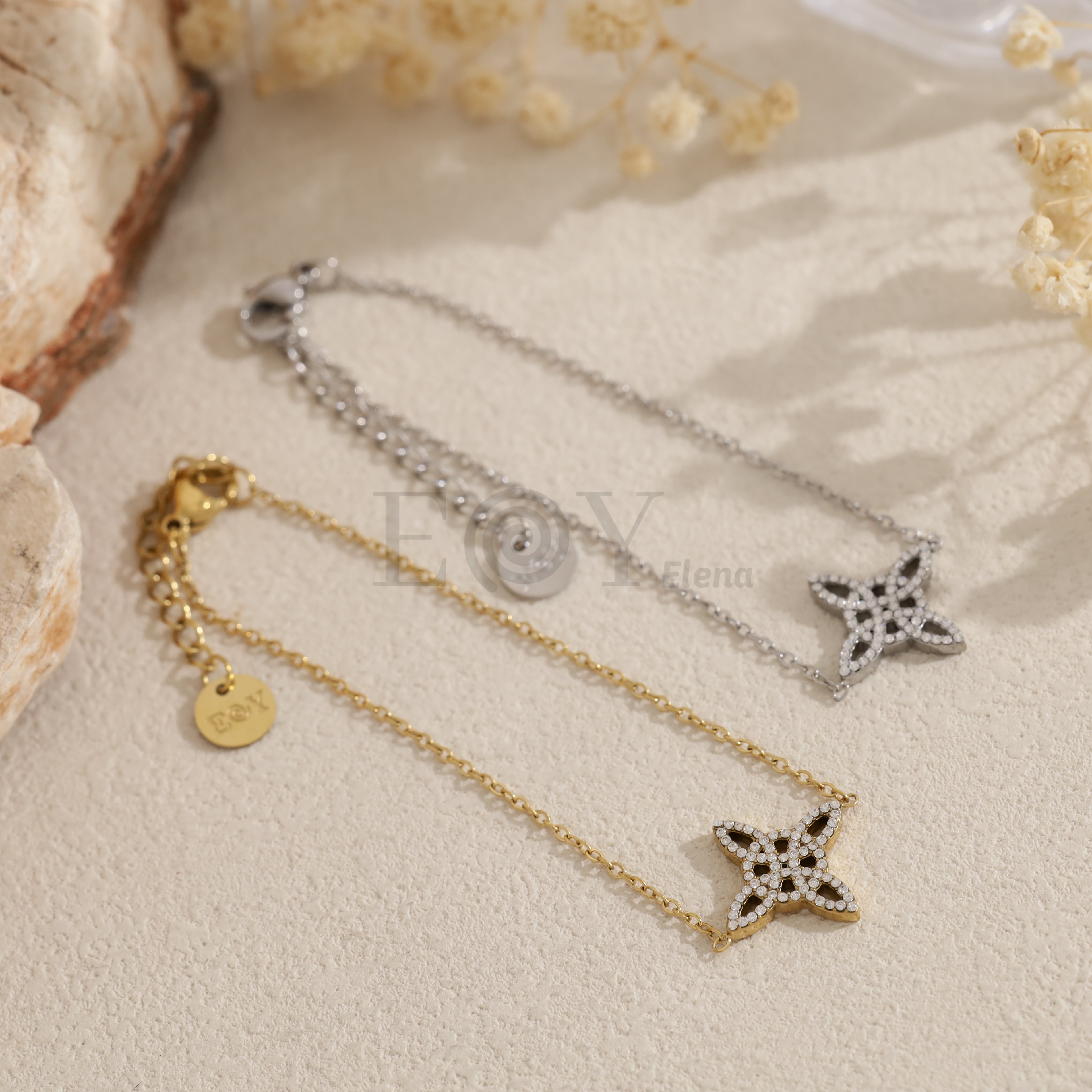 Pulsera de cadena con nudo de bruja de circonitas