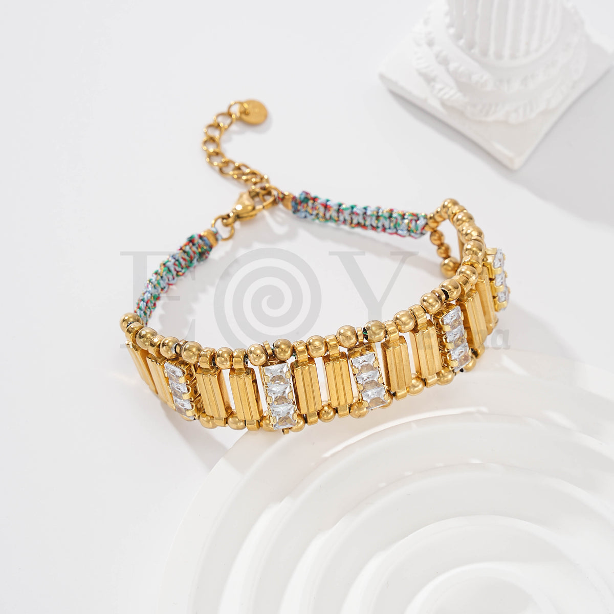 Pulsera con circonitas de acero