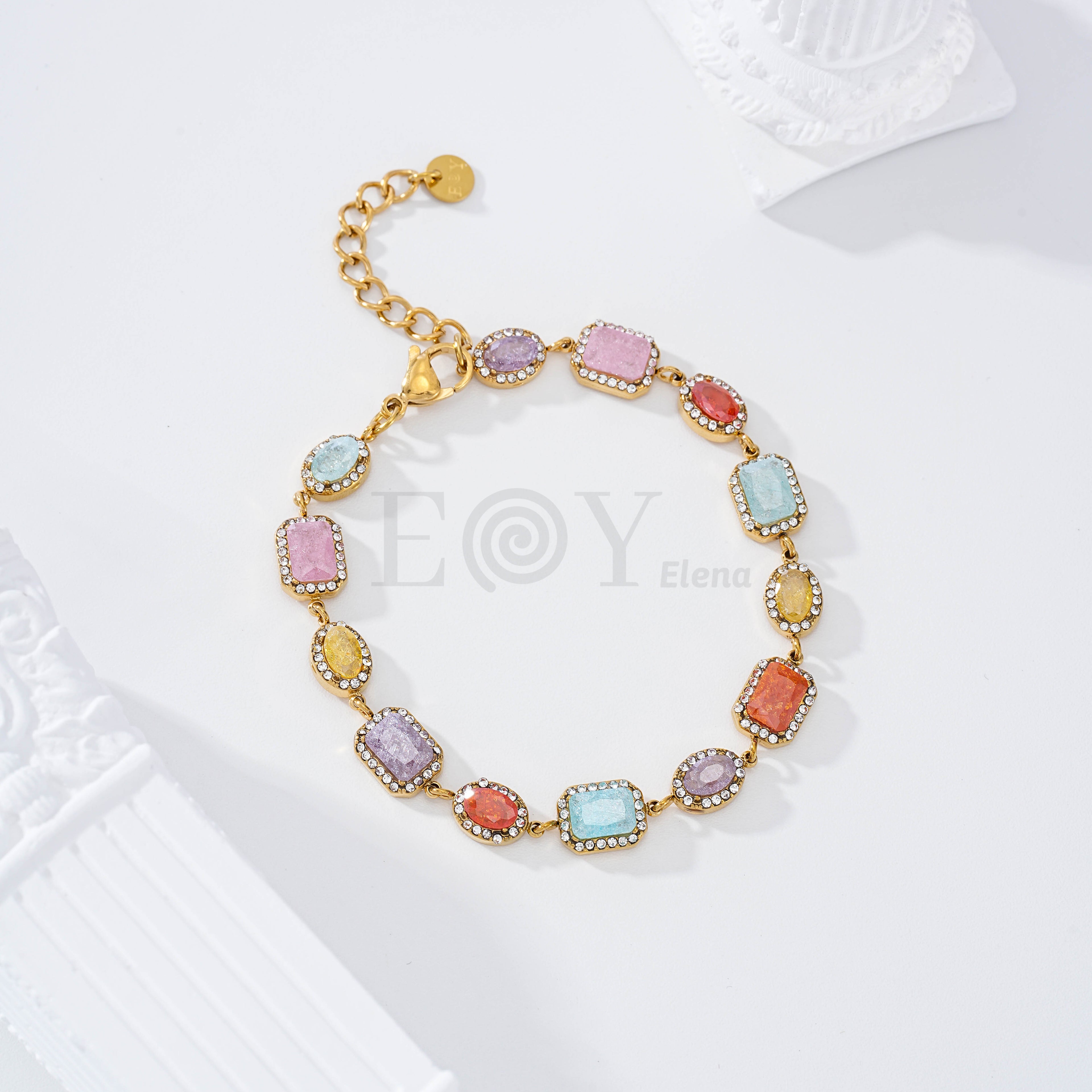 Pulsera con piedras color ovaladas y cuadradas