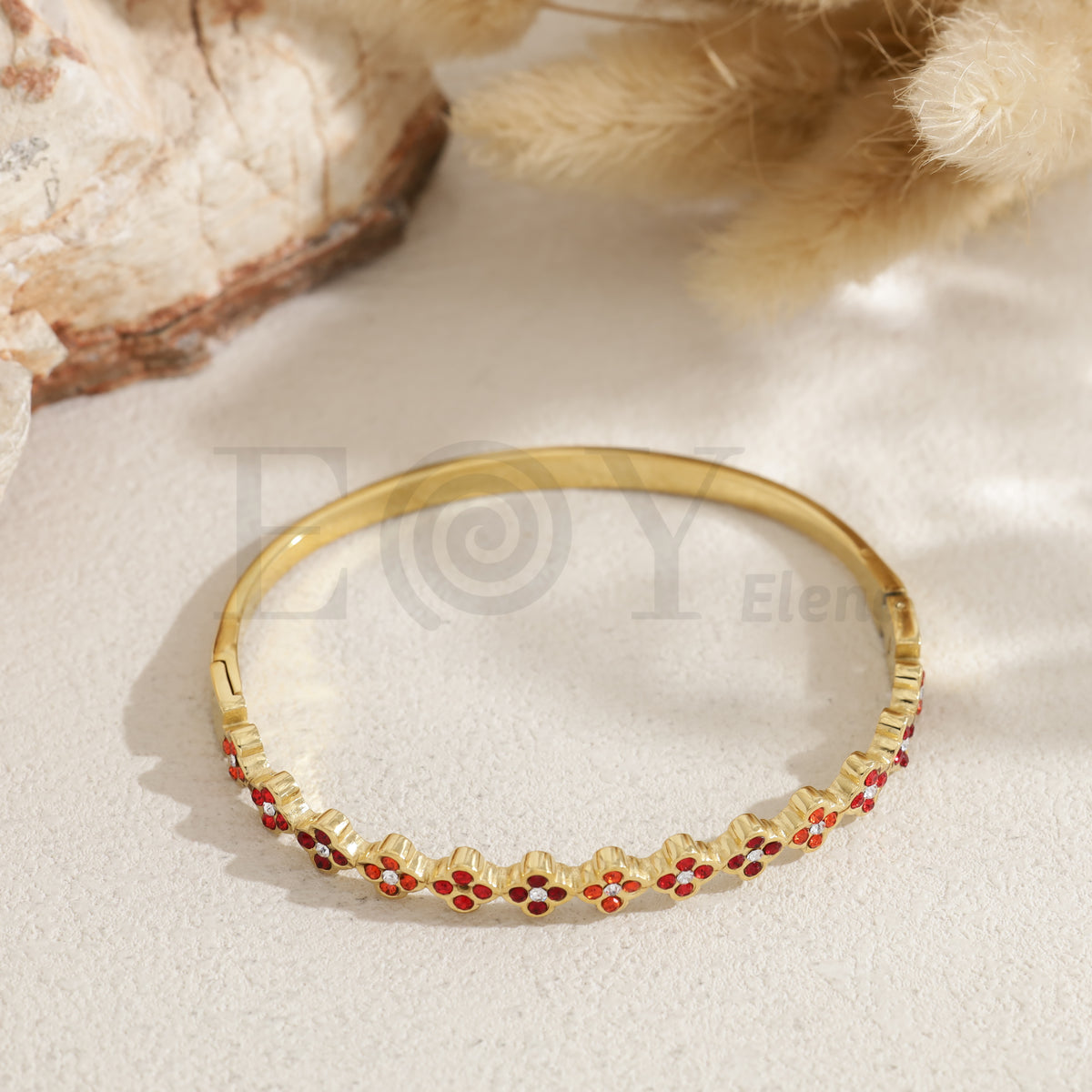 Brazalete tréboles acero