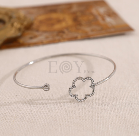 Brazalete con flor y circonitas