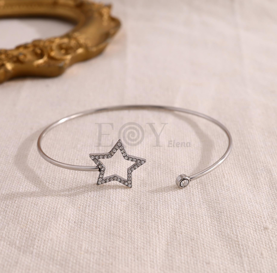 Brazalete con estrella y circonitas