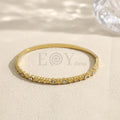 Brazalete con corazones y piedras