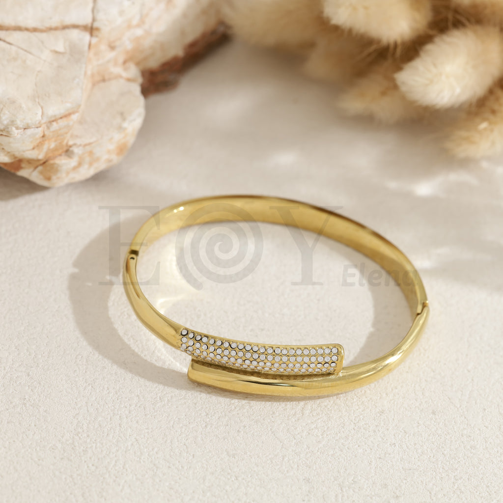 Brazalete con circonitas de acero