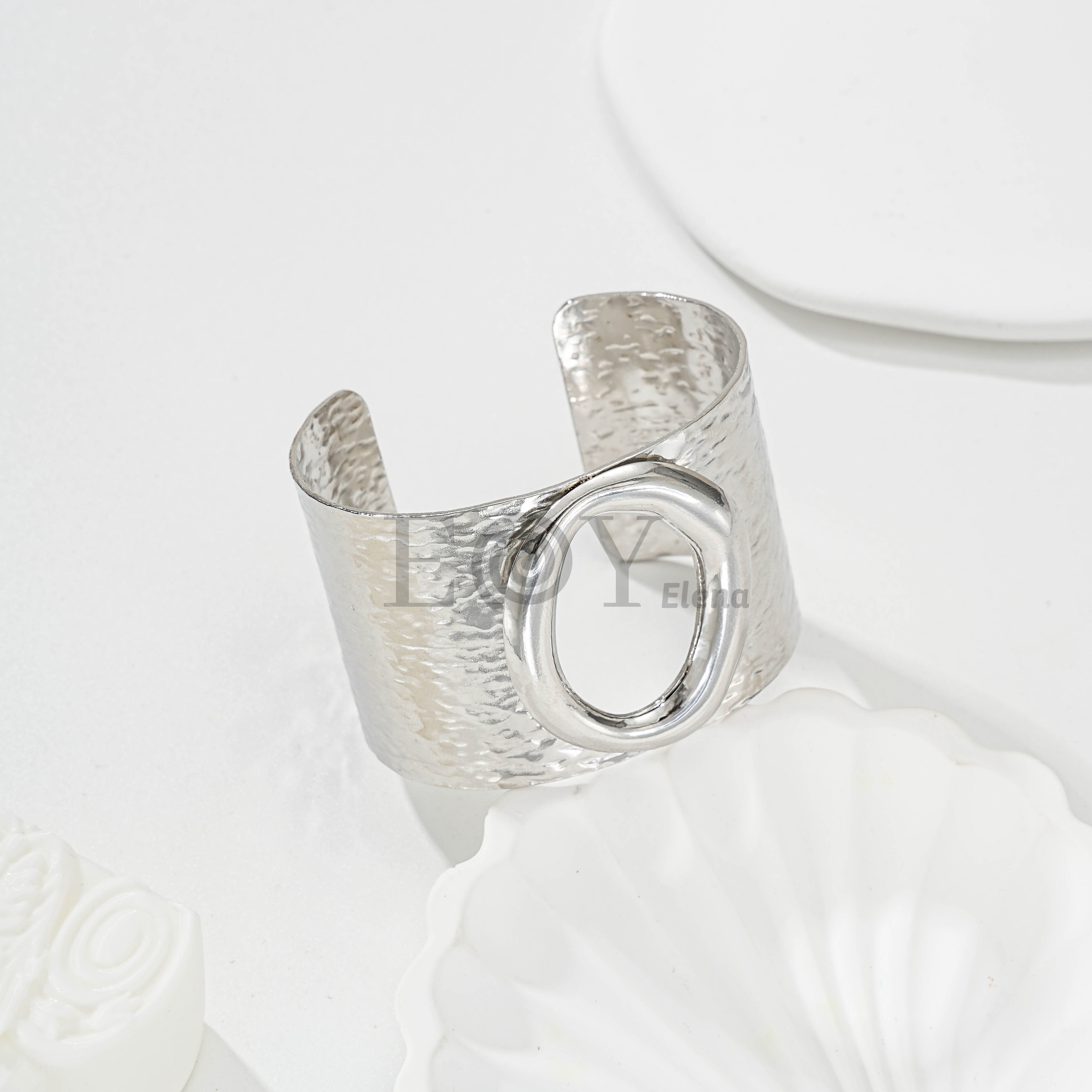 Brazalete con aro central