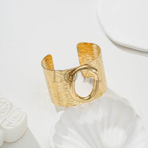 Brazalete con aro central