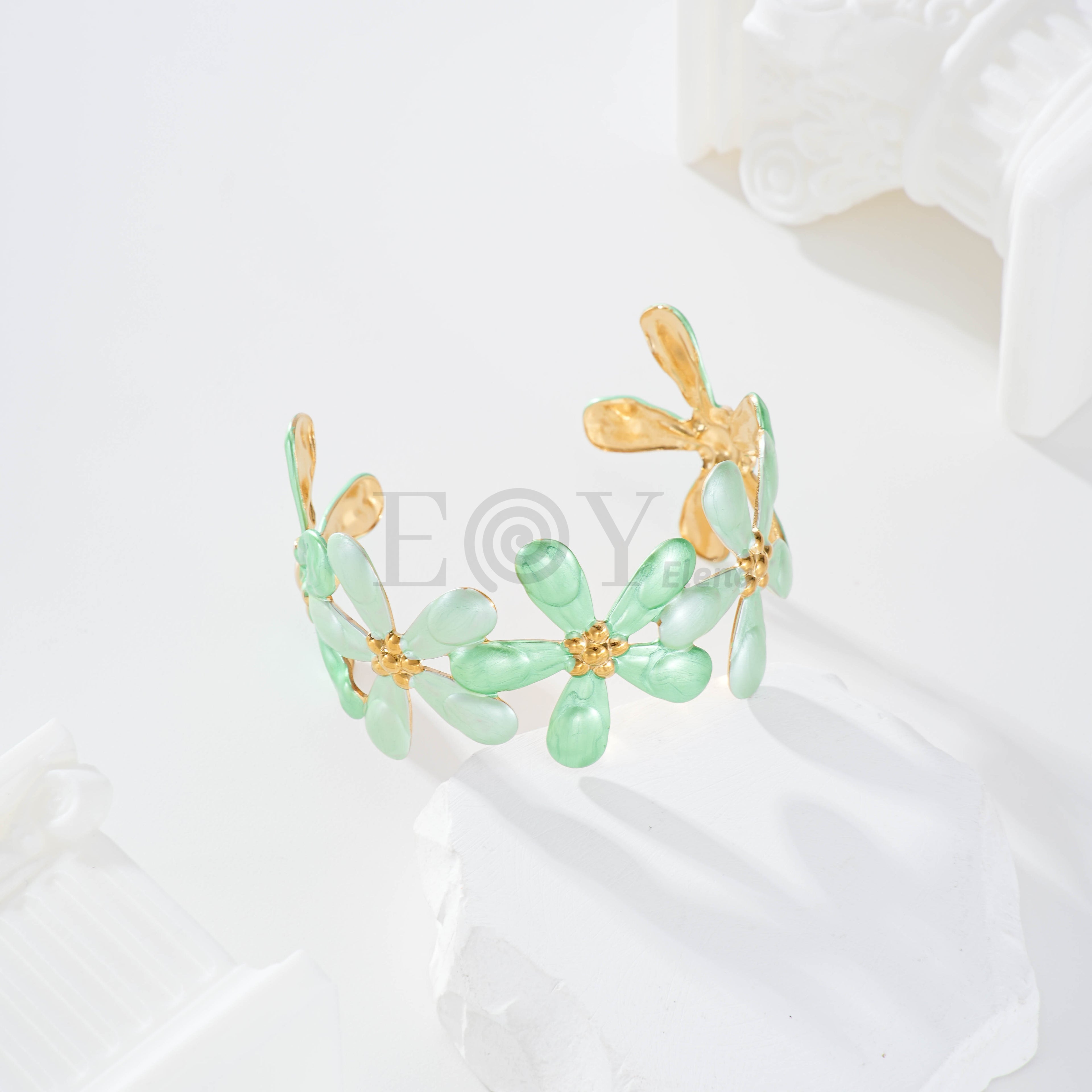Brazalete flores color