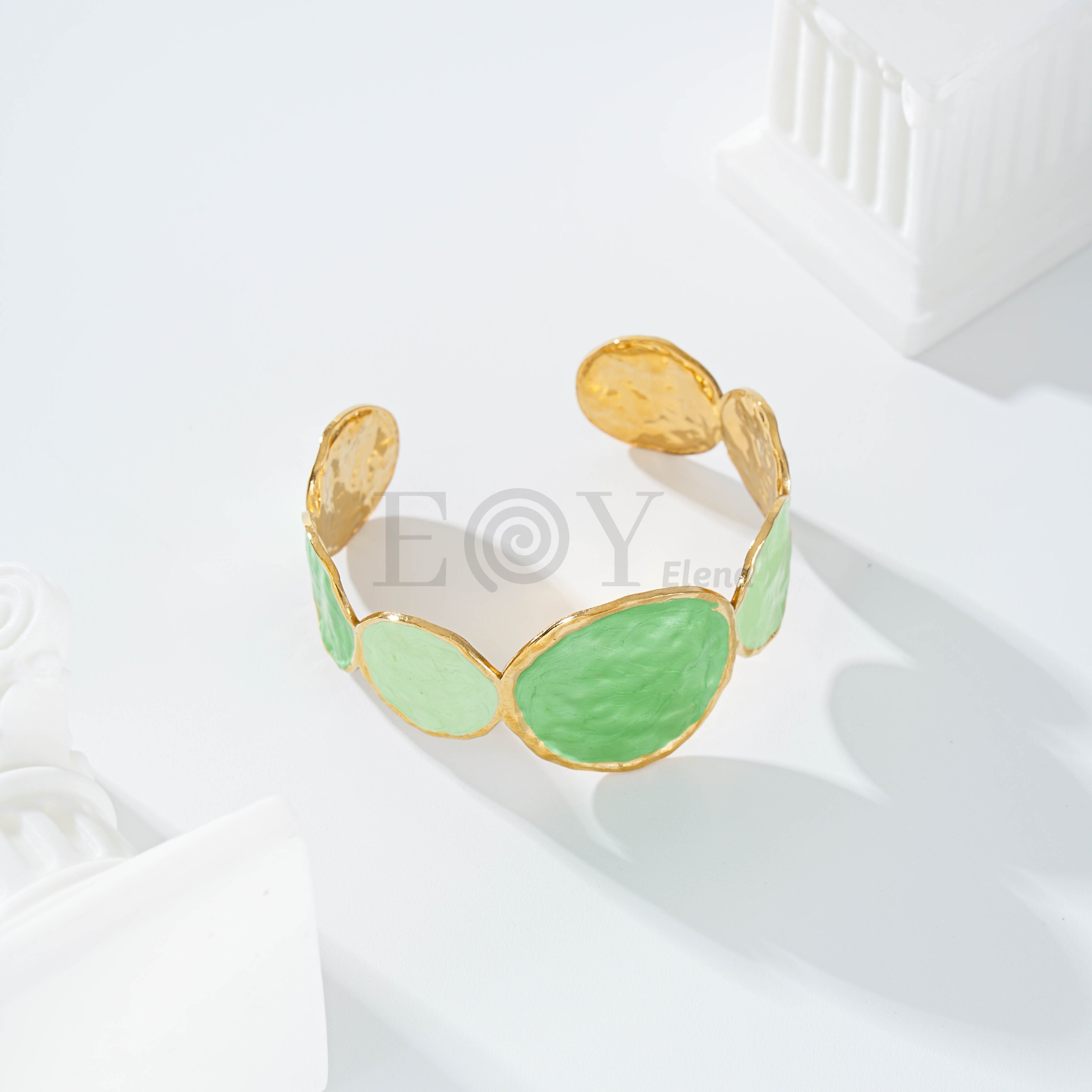Pulseras con aros colores