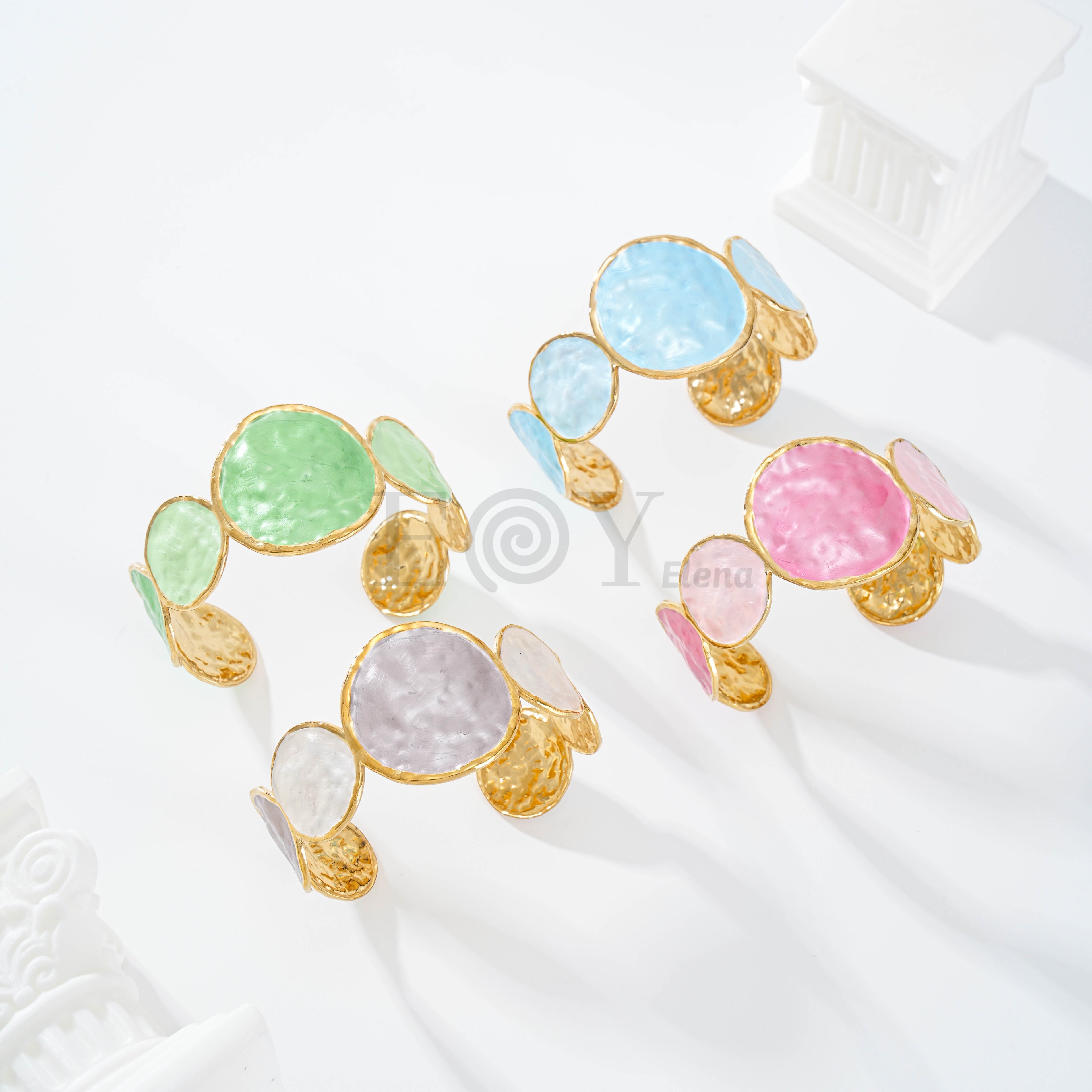 Pulseras con aros colores