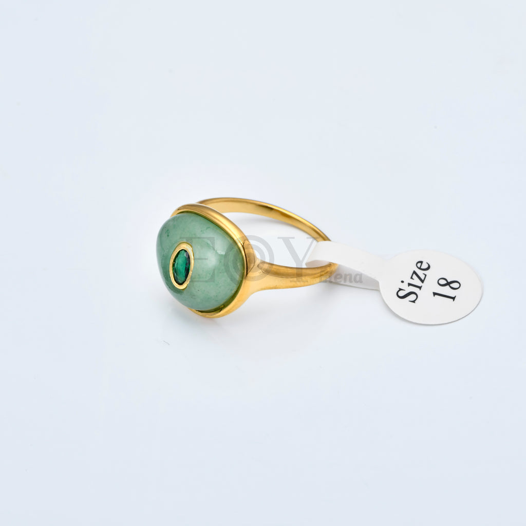 Anillo Ovalado de Piedra en Acero Inoxidable Dorado