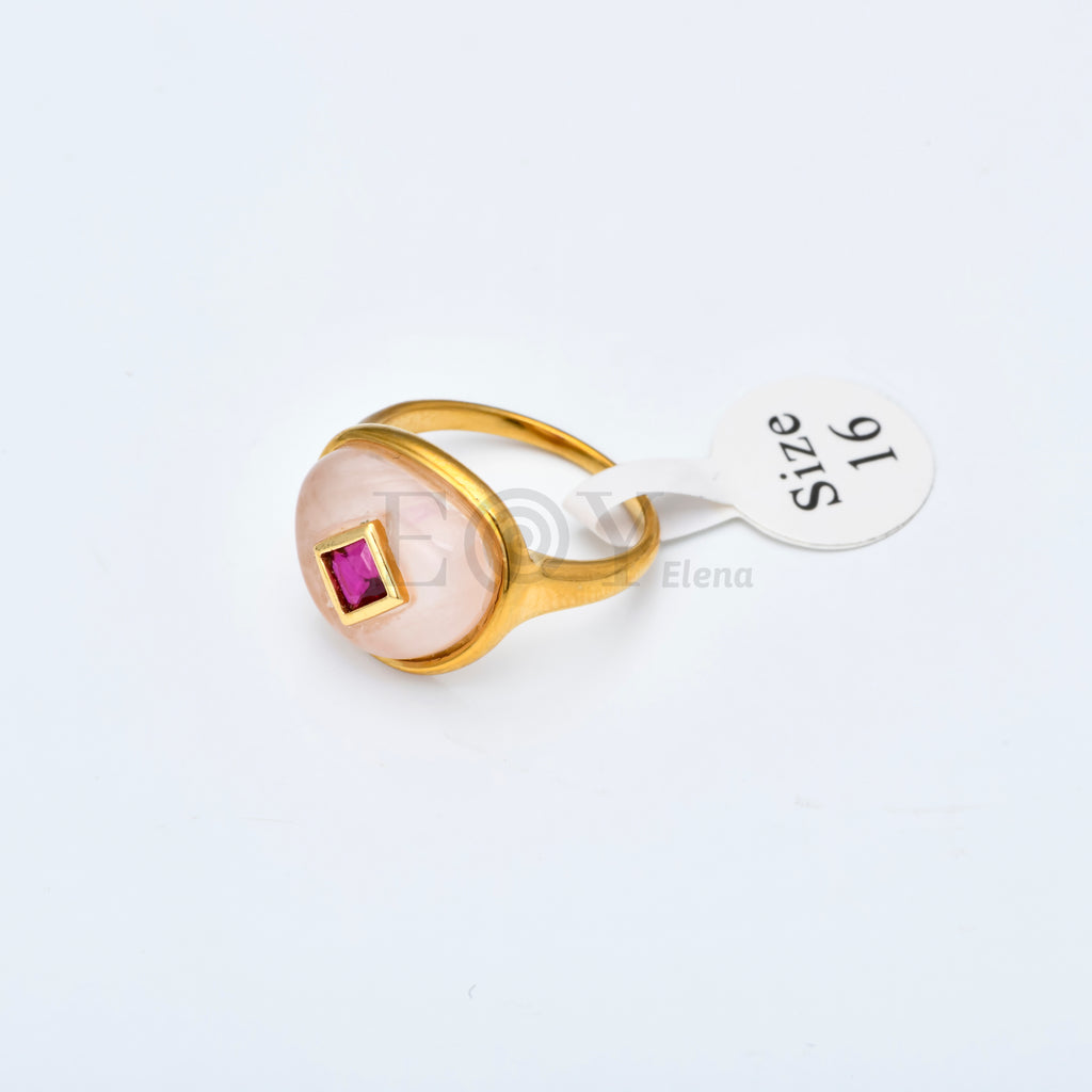 Anillo de Piedra con Cristal Cuadrado Central