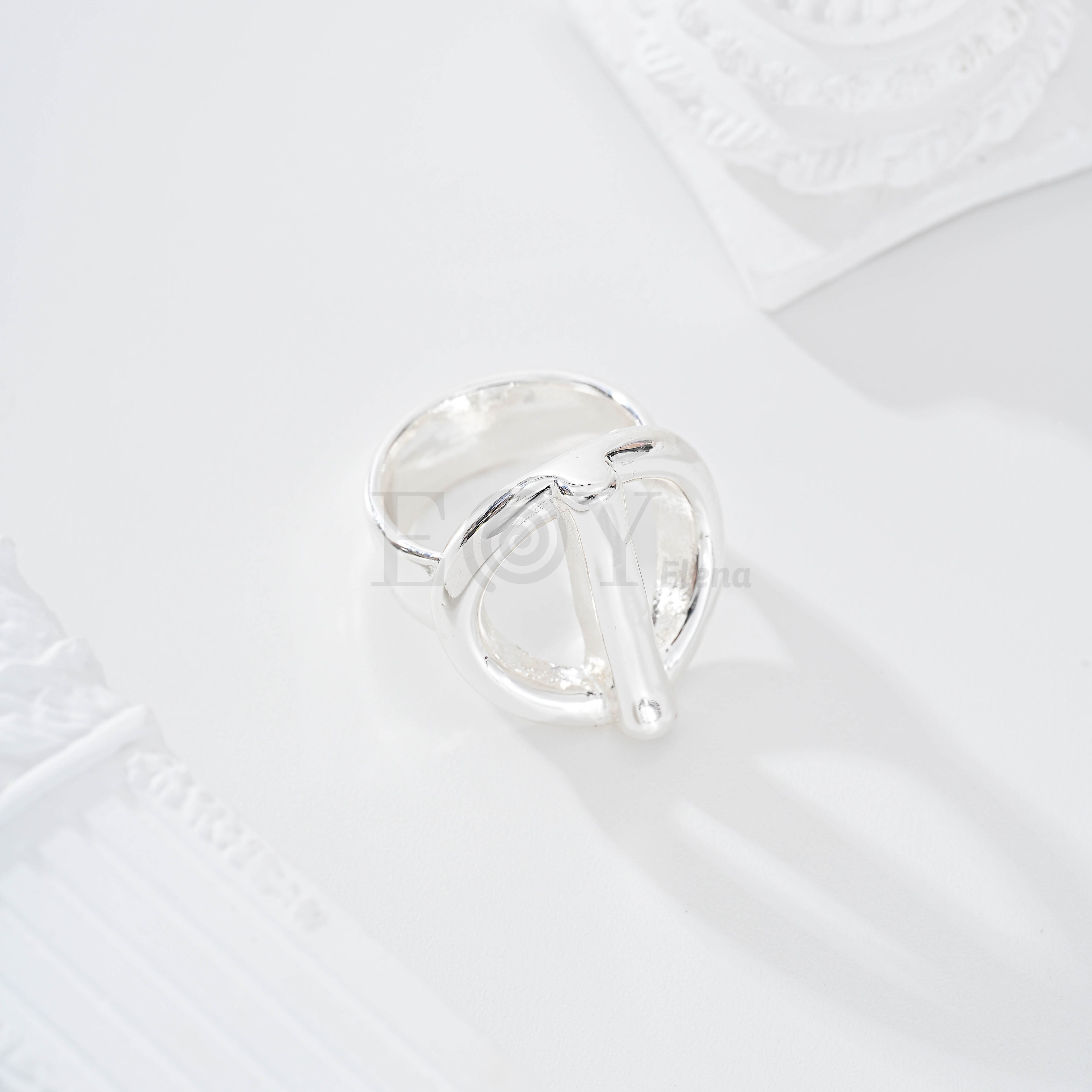 Anillo con forma
