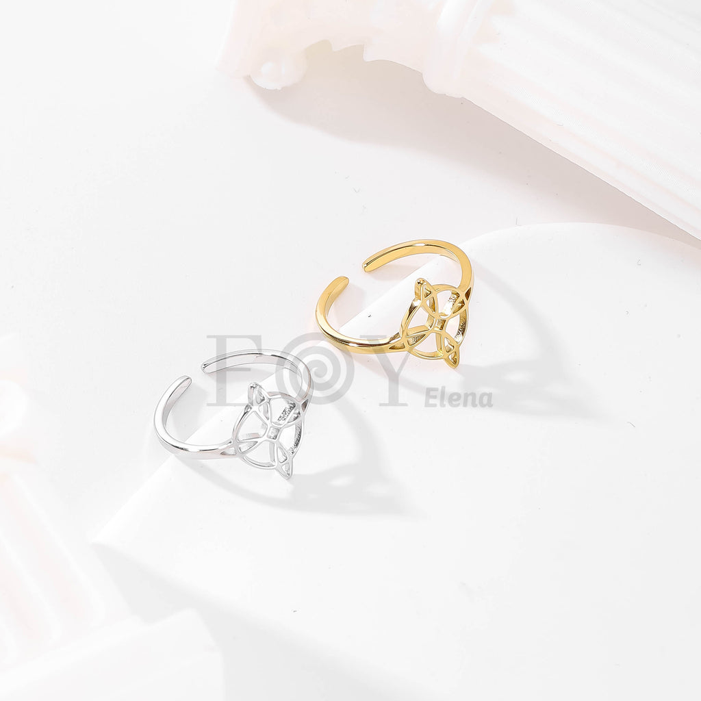 Anillo ajustable con nudo de bruja