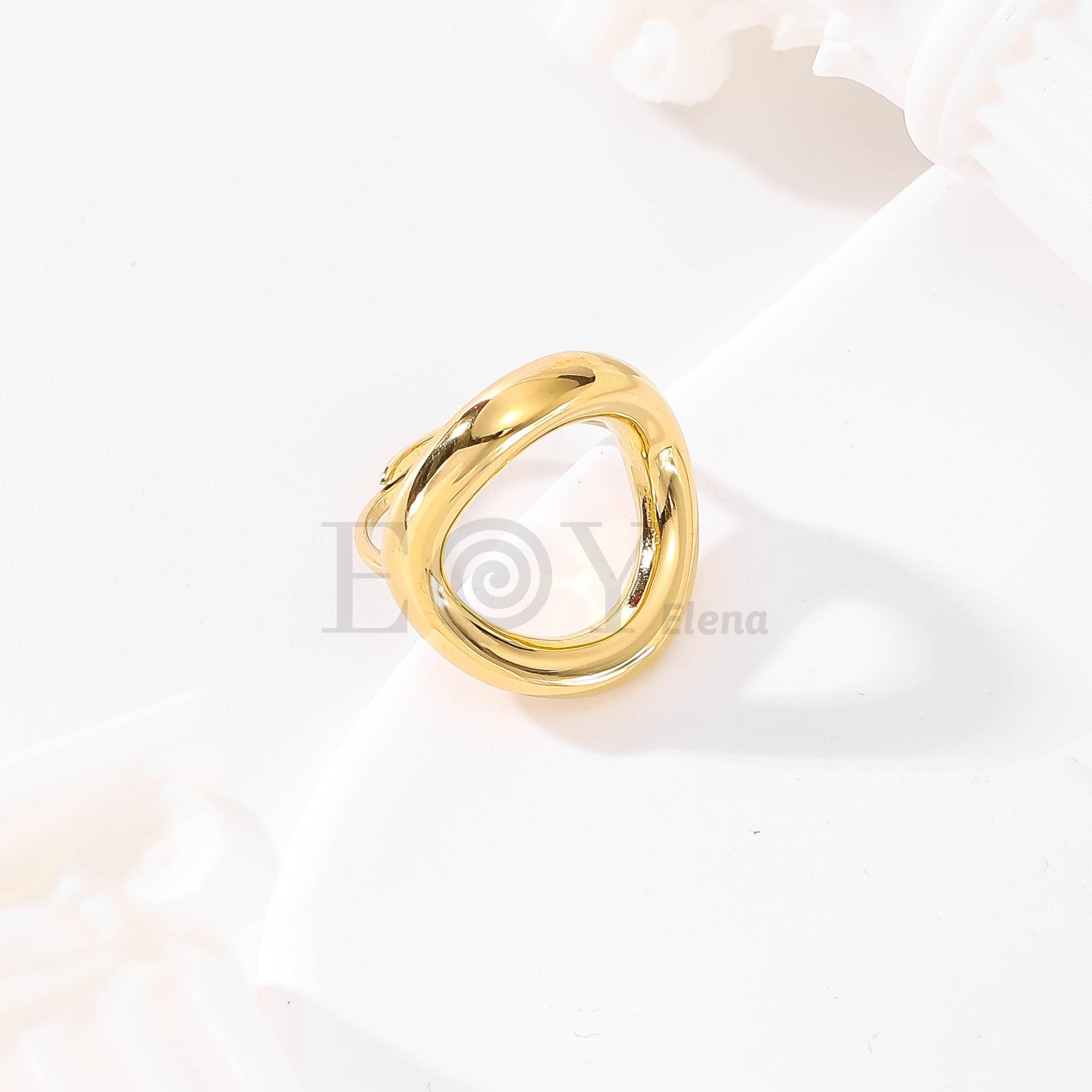 Anillo ajustable de aro irregular
