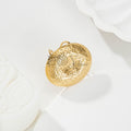 Anillo ajustable con óvalo texturizado