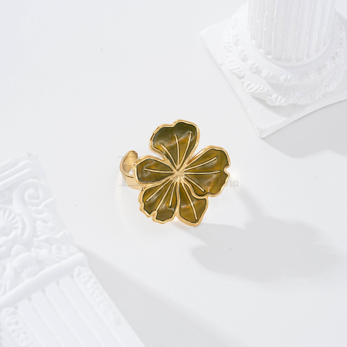 Anillo flor color
