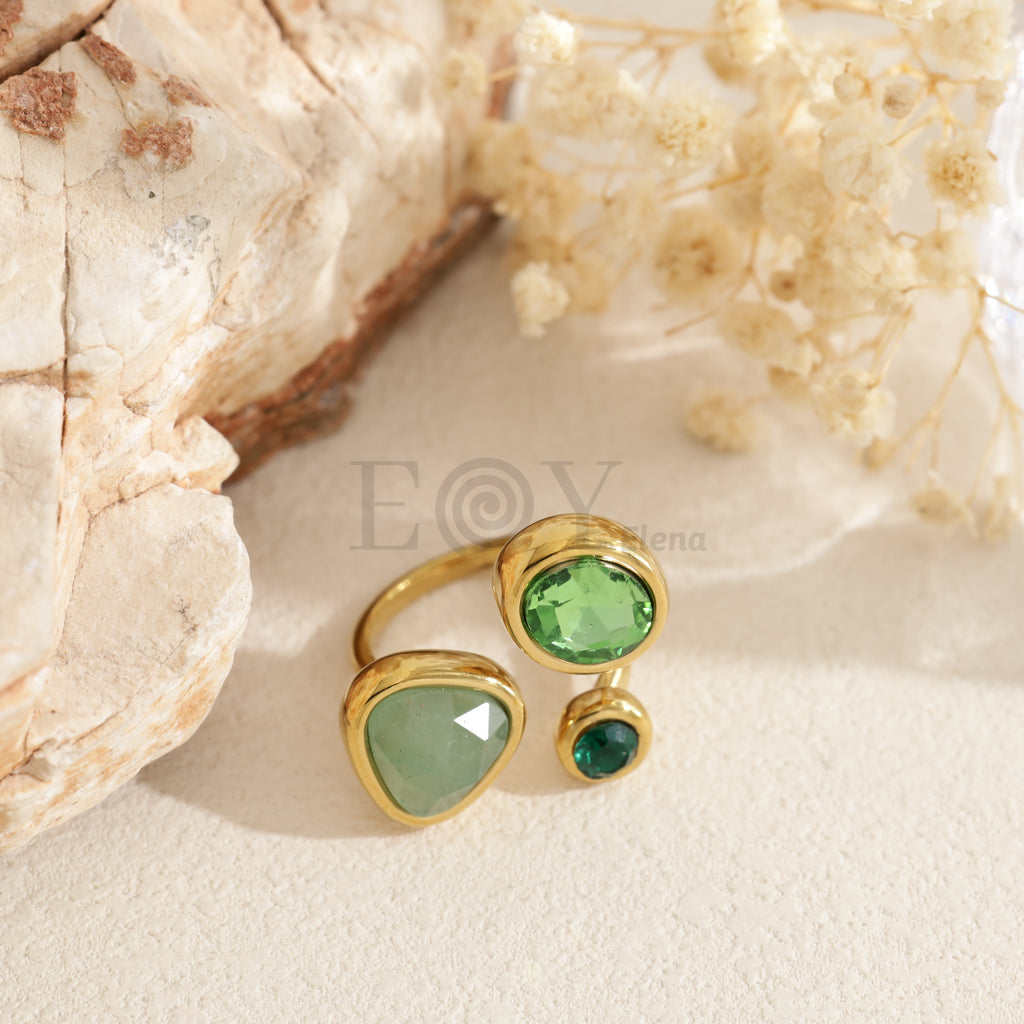 Anillo con piedras colores acero
