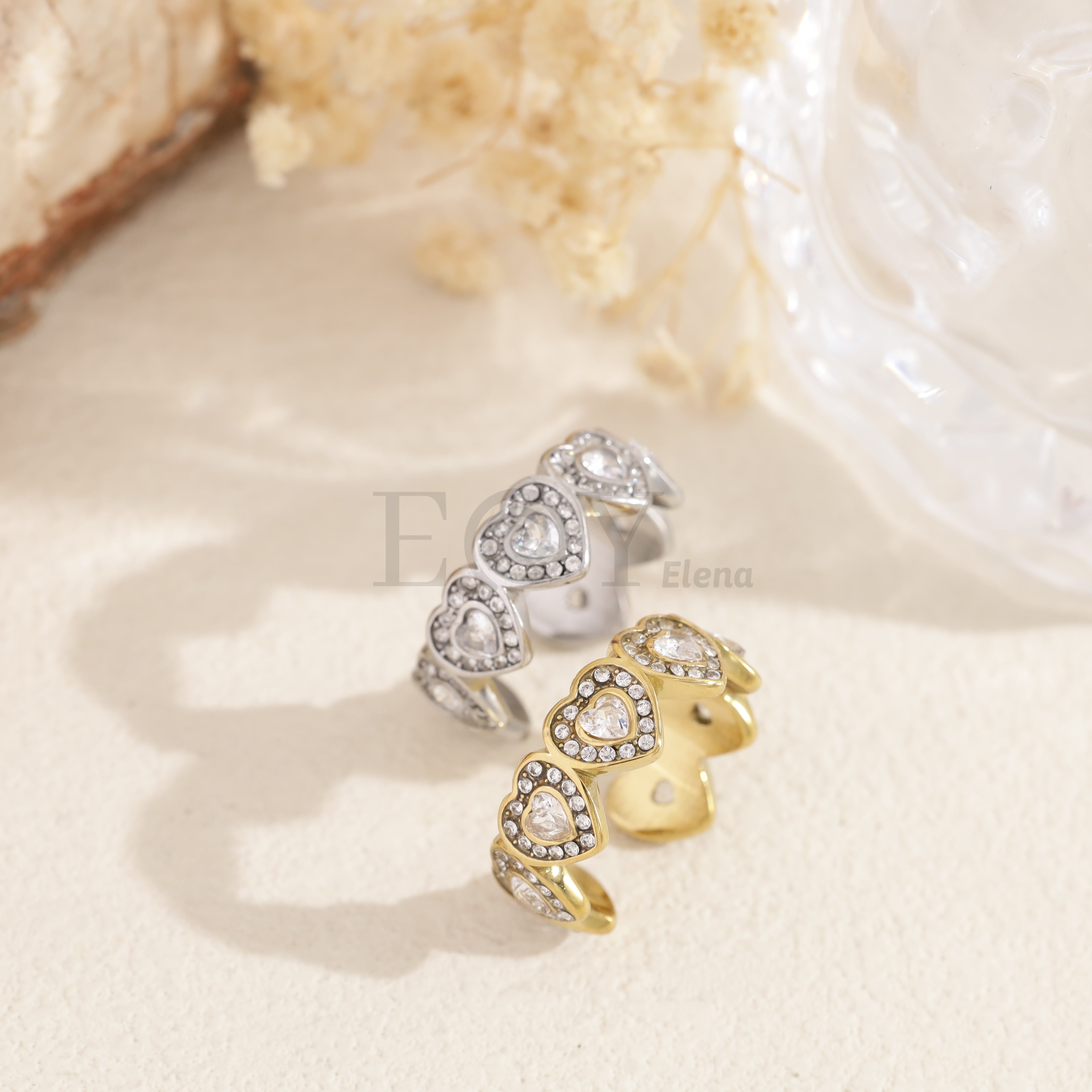 Anillo corazones circonitas acero