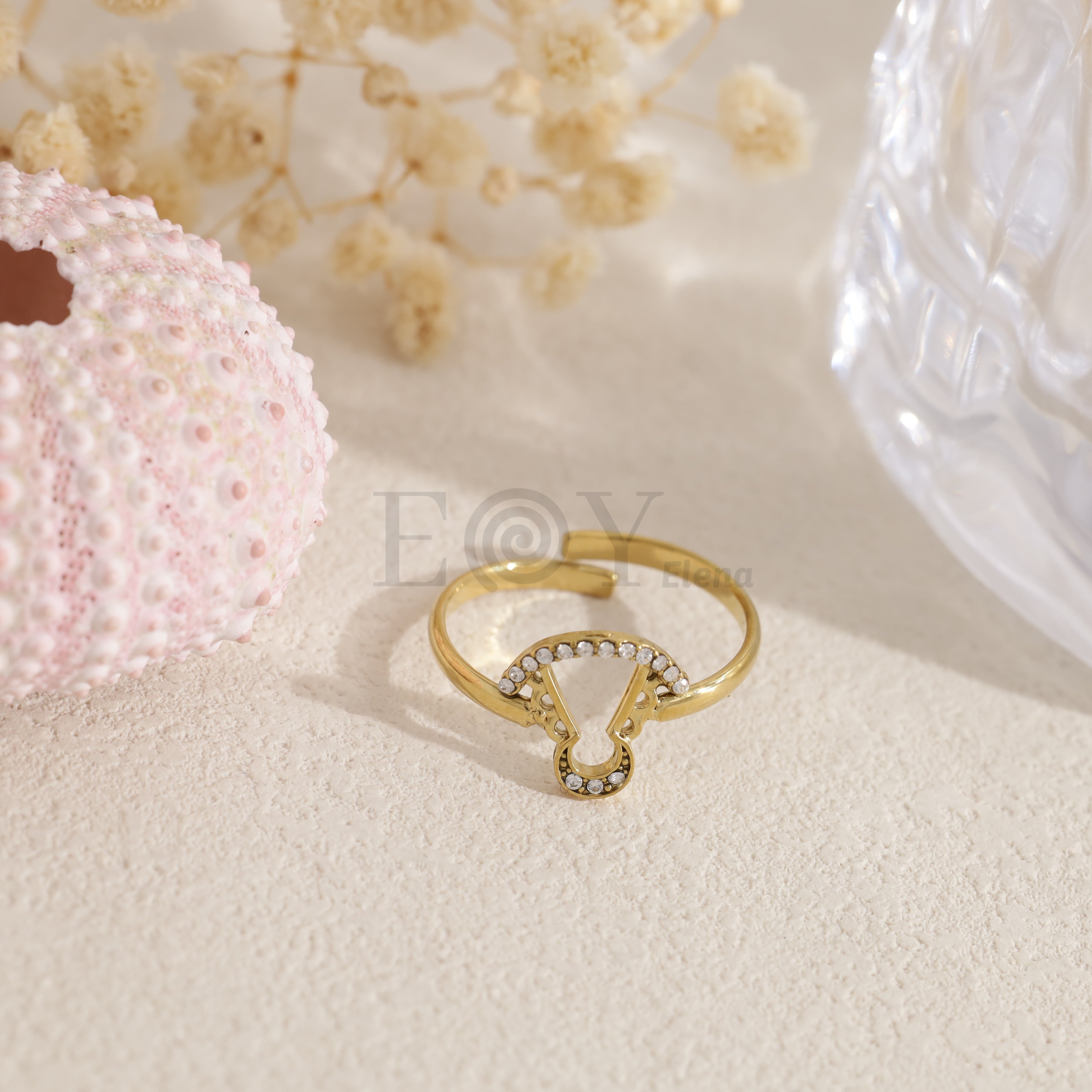 Anillo Virgen del Pilar con circonitas