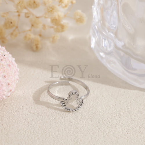 Anillo Virgen del Rocío con circonitas
