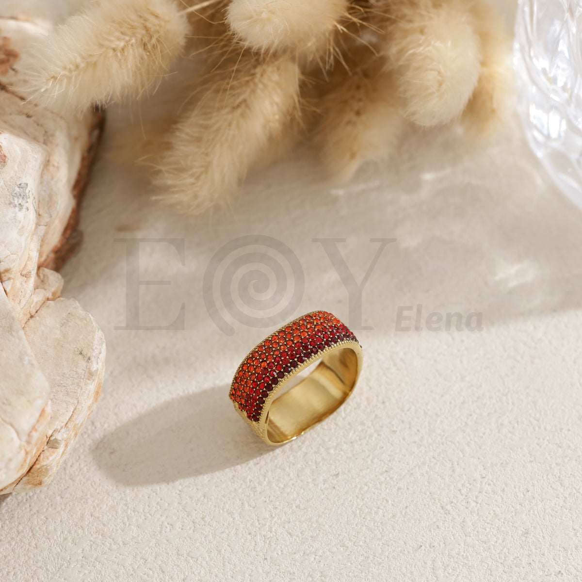 Anillo con circonitas acero