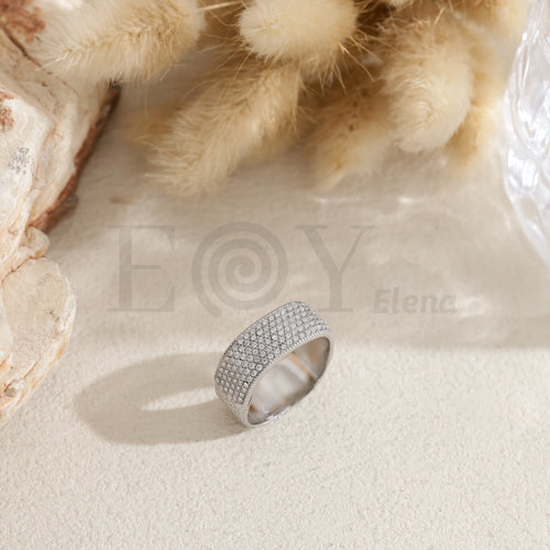 Anillo con circonitas acero