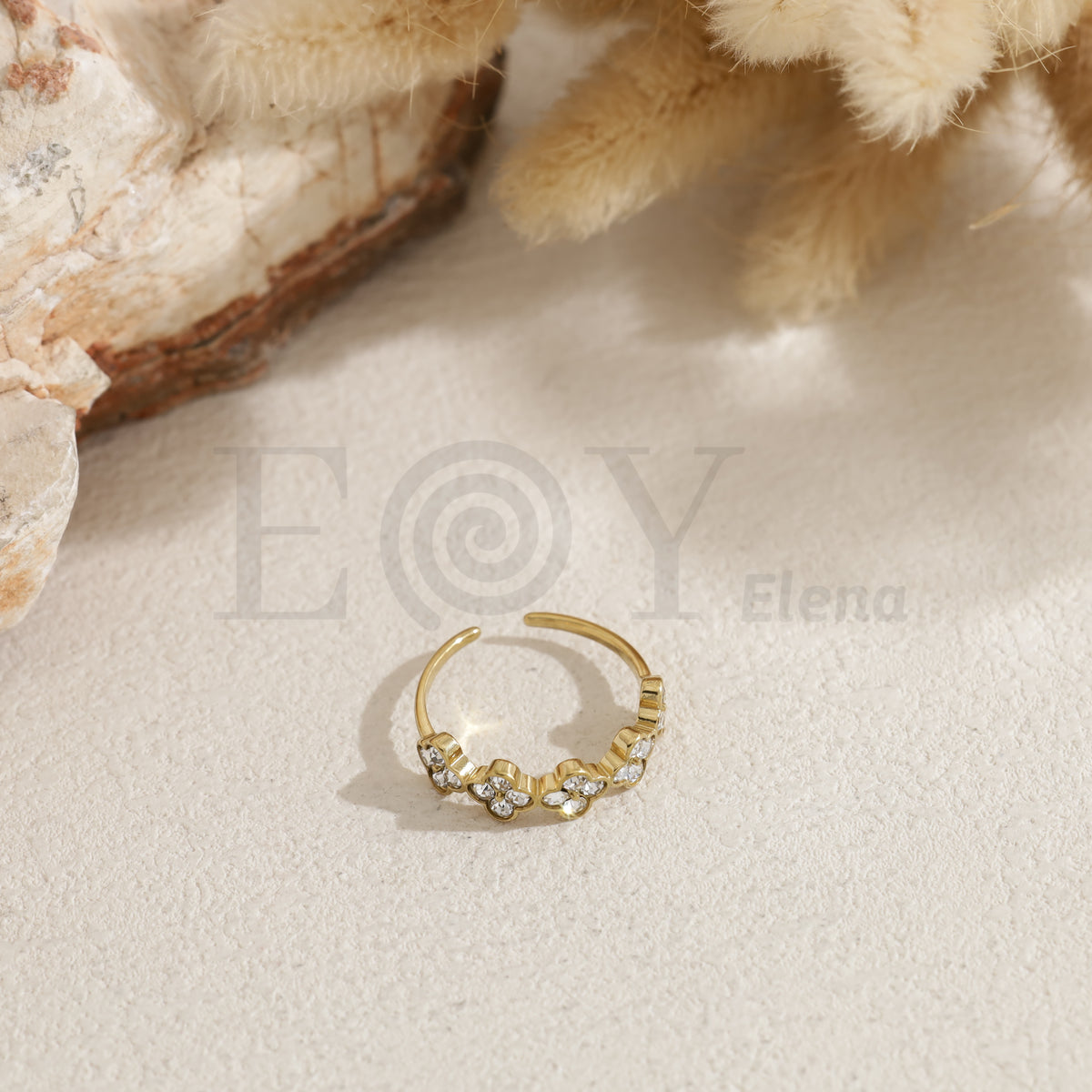 Anillo trébol color acero