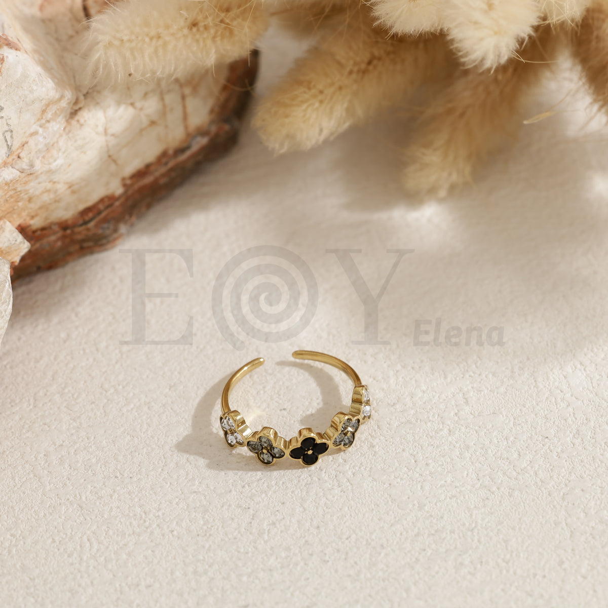 Anillo trébol color acero