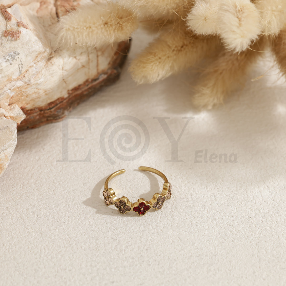 Anillo trébol color acero