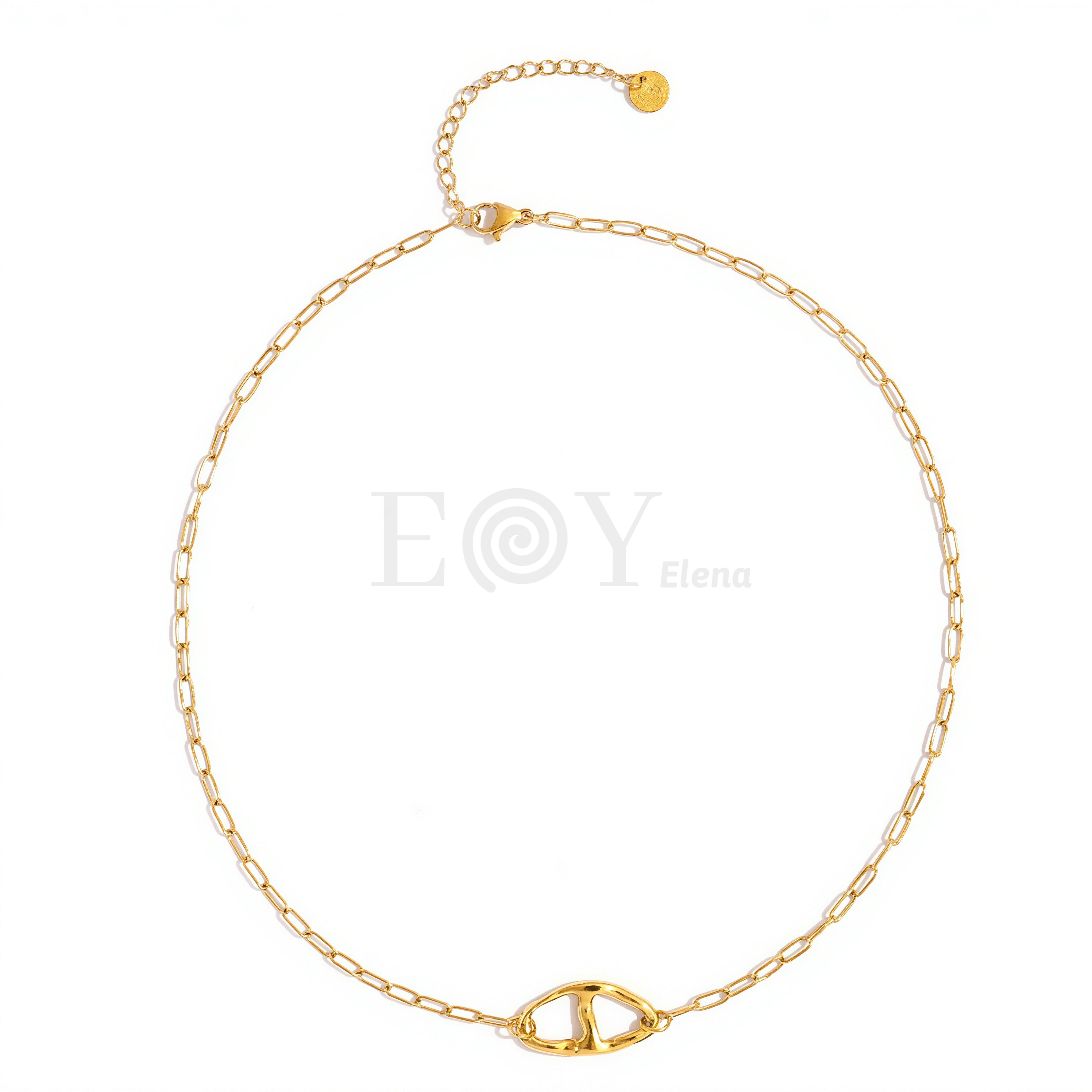 Collar con chapa forma